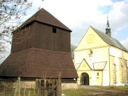Zvonice s kostelem sv. Václava.