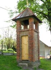 Zvonika je z roku 1948